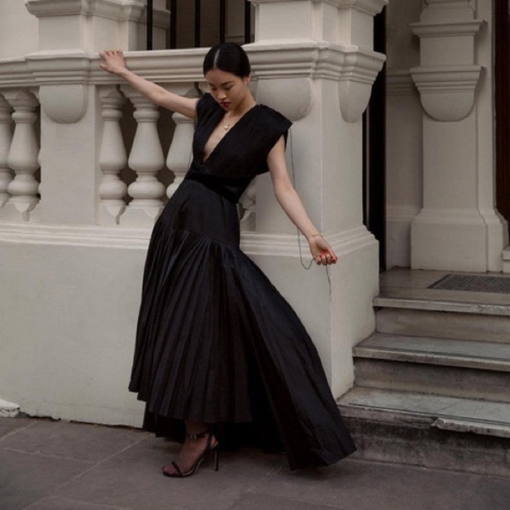 ISO Khaite Theodora Dress